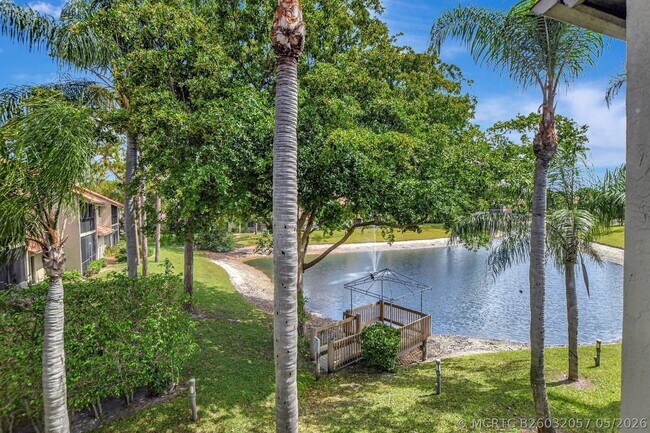 Building Photo - 5801 Coach House Cir