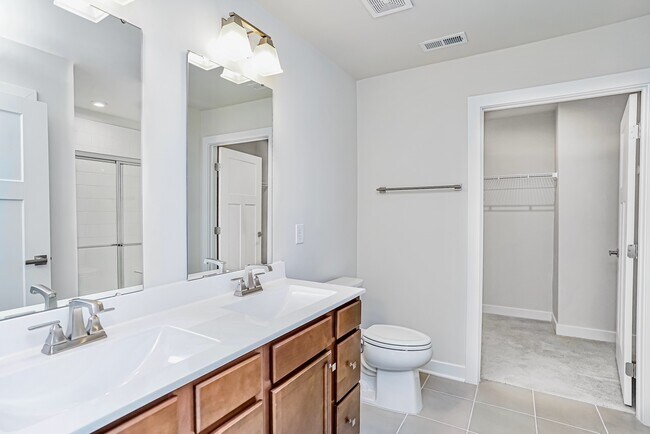 Building Photo - 513 Roan Creek Trl