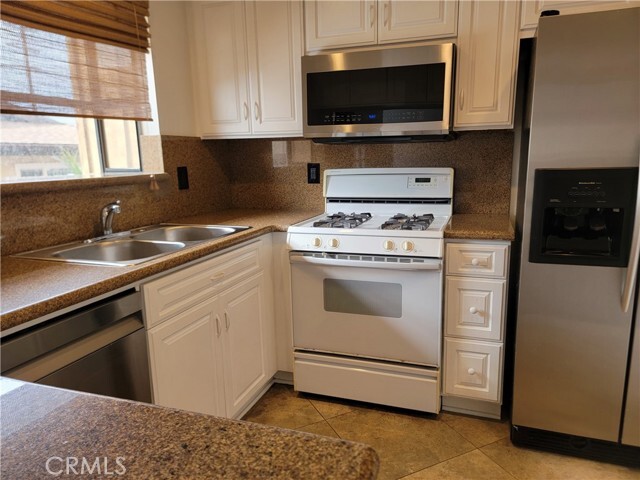 Building Photo - 4312 W 182nd St