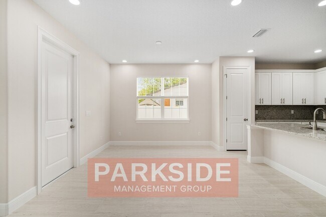 Building Photo - 3736 SE 137th Ln