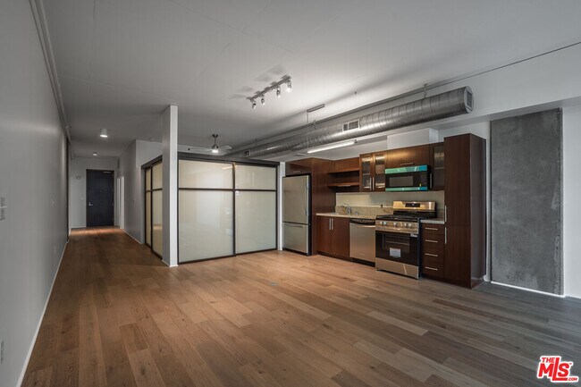 Building Photo - 1111 S Grand Ave