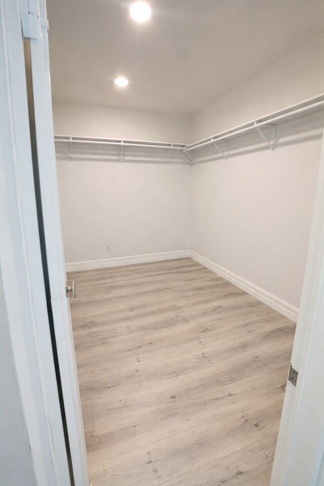 Building Photo - 3274 E Denali Dr