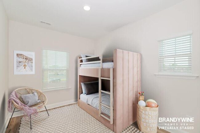Building Photo - 1072 Wildflower Dr