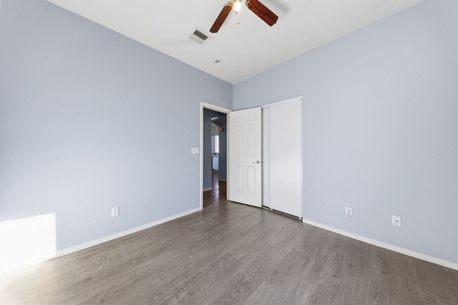 Building Photo - Beautiful Single-Story Home on an Oversized Corner Lot in Silverado Ranch — No HOA!