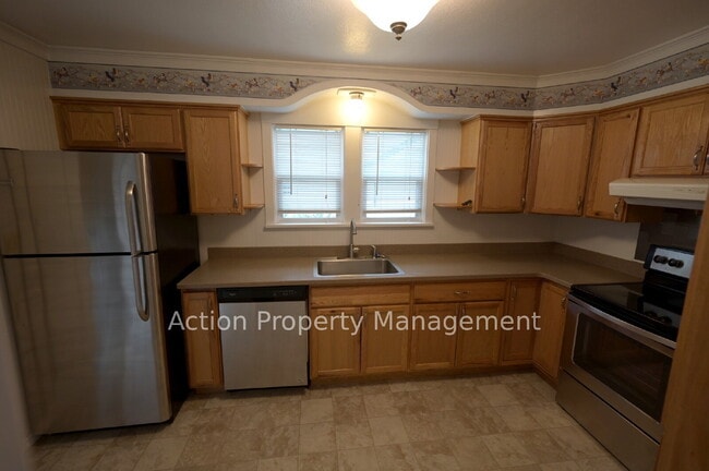 Building Photo - 2 bed, office, 2 bath, 1 car garage, in Sequim