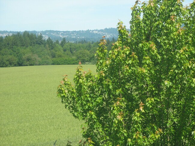 Building Photo - Beaverton Luxury Condo - Tanasbourne area - APPLICATION PENDING