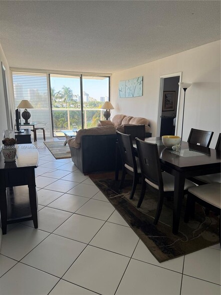 Living and Dinning Room - 3675 N Country Club Dr