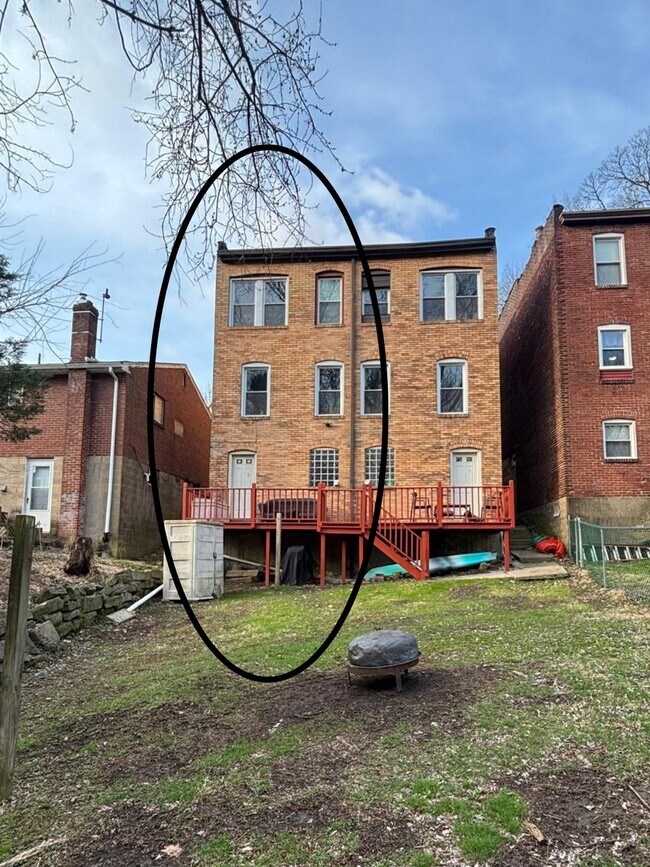 Building Photo - 26 Arnold St
