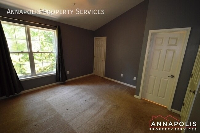 Building Photo - 2020 Puritan Terrace