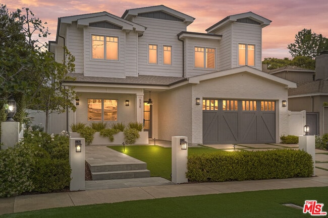 Building Photo - 530 Arbramar Ave