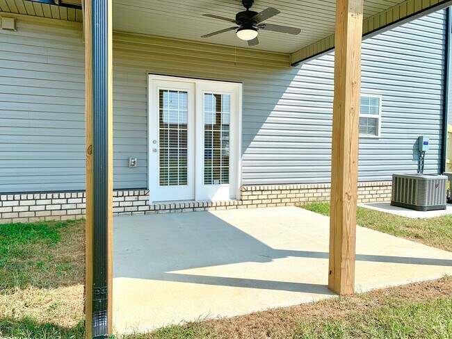 Building Photo - 448 Ayden Ln