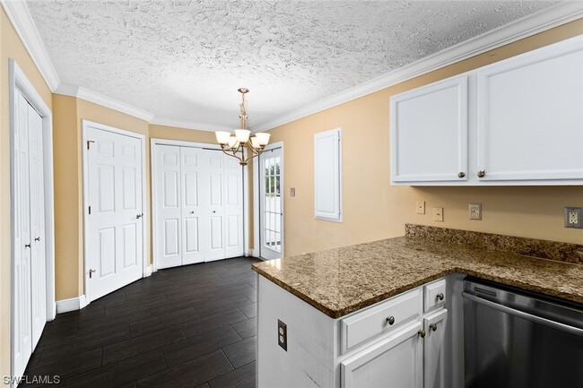 Building Photo - 406 Leawood Cir