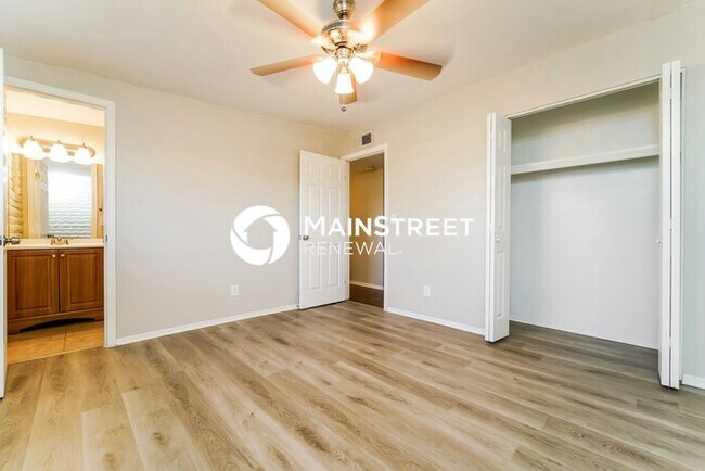 Building Photo - 3 Bedroom Pet-Friendly Home in Tucson, AZ ...