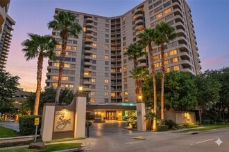 Building Photo - 3525 Sage Rd