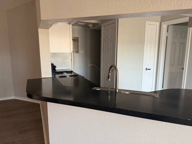 Building Photo - 6804 N Capital of Texas Hwy