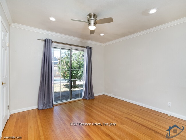 Building Photo - 3727 Kersten Dr