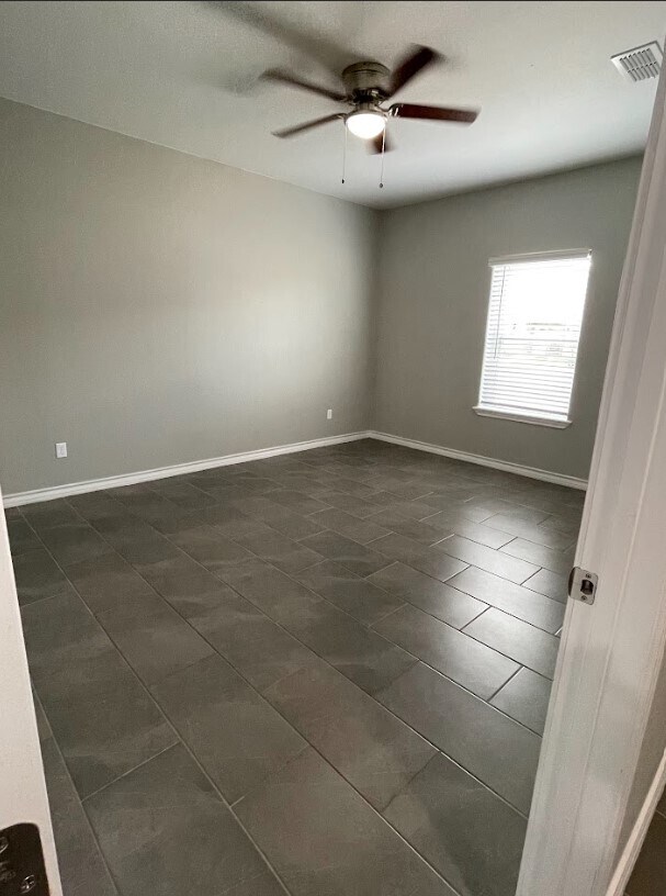 Building Photo - 132 Olive St