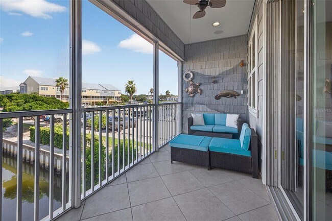 Building Photo - 6080 Moorings Dr S
