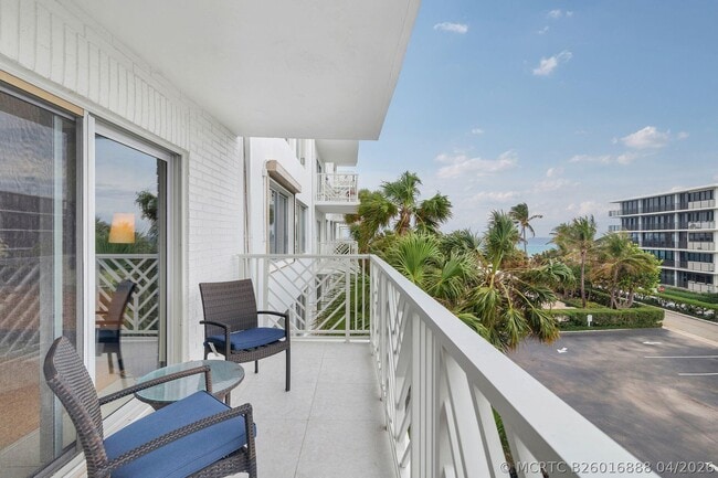 Building Photo - 170 N Ocean Blvd
