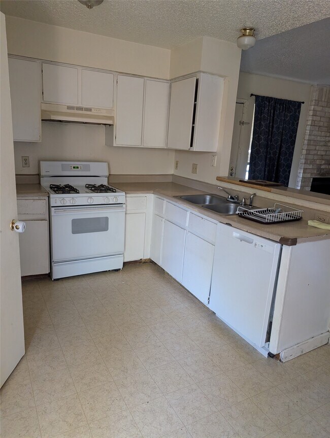 Building Photo - 9507 Night Star Dr