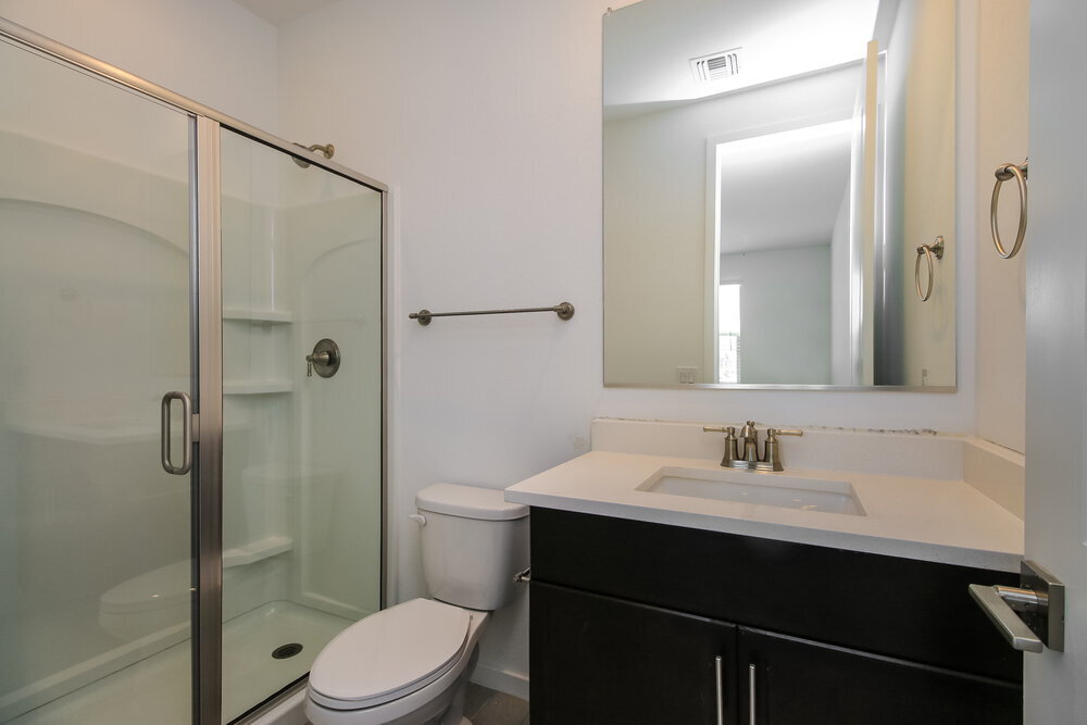 Building Photo - 11008 S 56th Ln