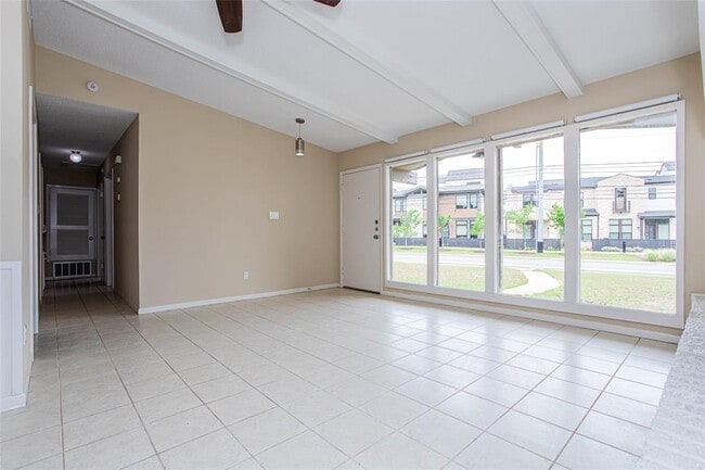 Building Photo - 4006 Bull Creek Rd