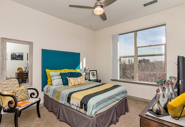 Building Photo - Boutique Apartments