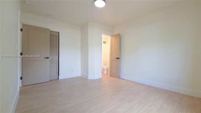 Building Photo - 819 NW 48th St