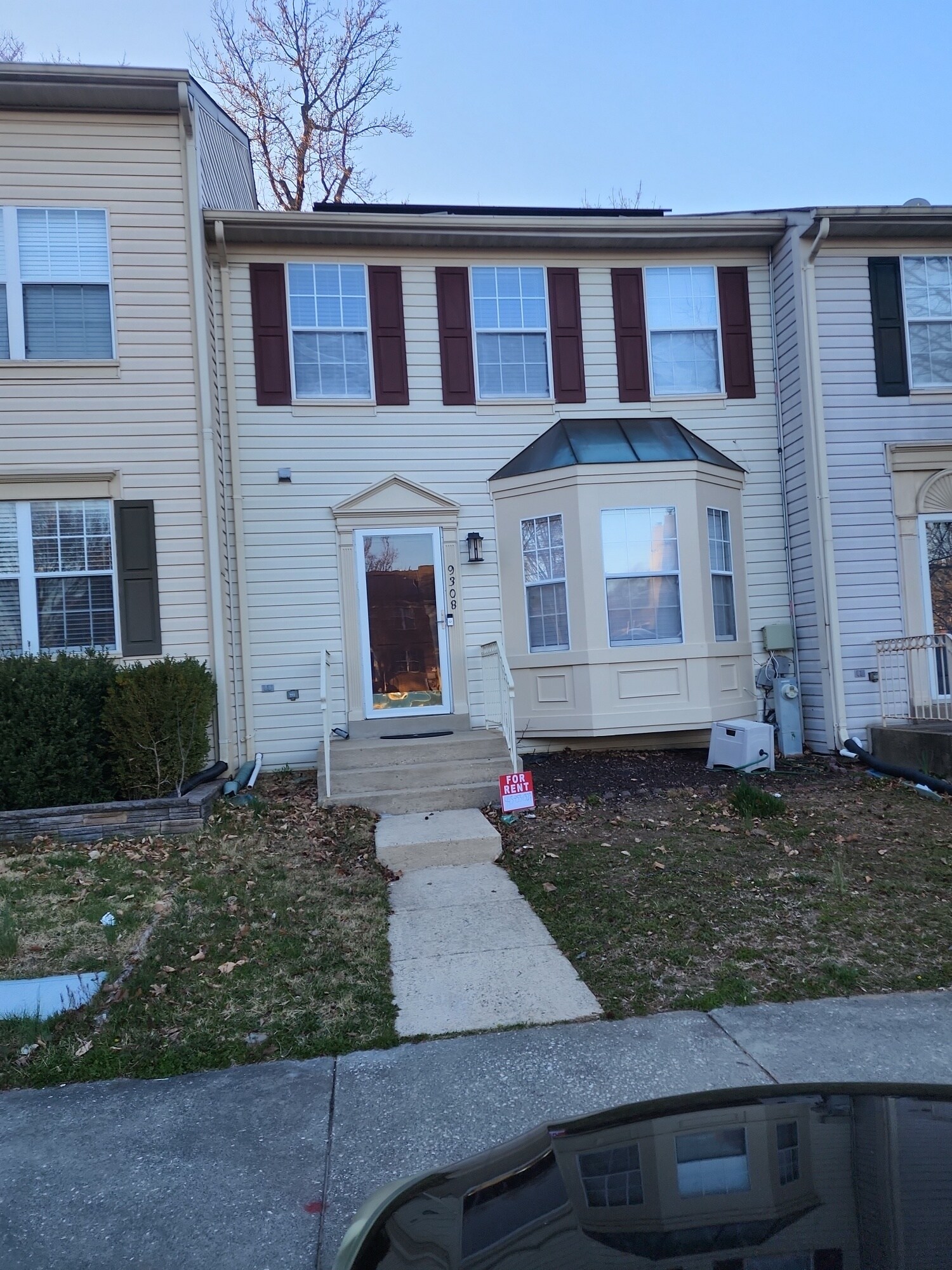 Building Photo - 9308 Gordon Ct