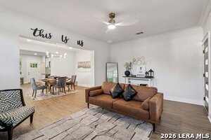 Building Photo - 1119 W Huisache Ave