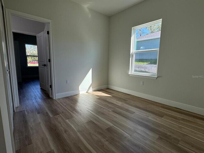 Building Photo - 2336 SW 168th Loop