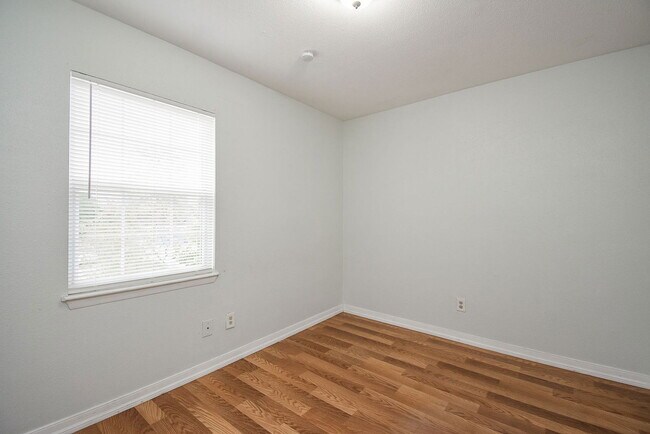 Building Photo - 5154 Markwood Ln