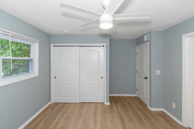 Building Photo - WELCOME HOME!