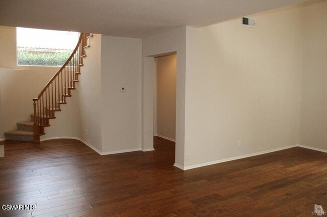 Building Photo - 536 Fairfield Rd