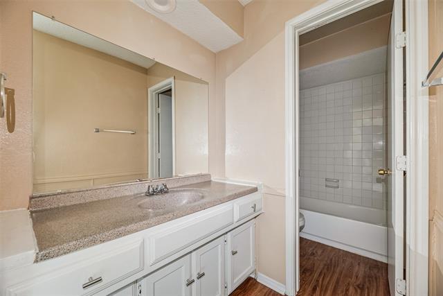 Building Photo - 4724 Berridge Ln