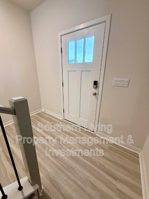 Building Photo - 12027 Zazu Wy