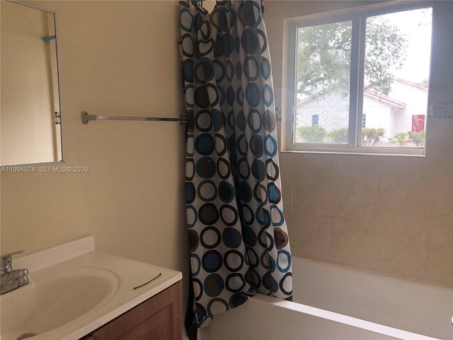 Building Photo - 1920 Washington Ave