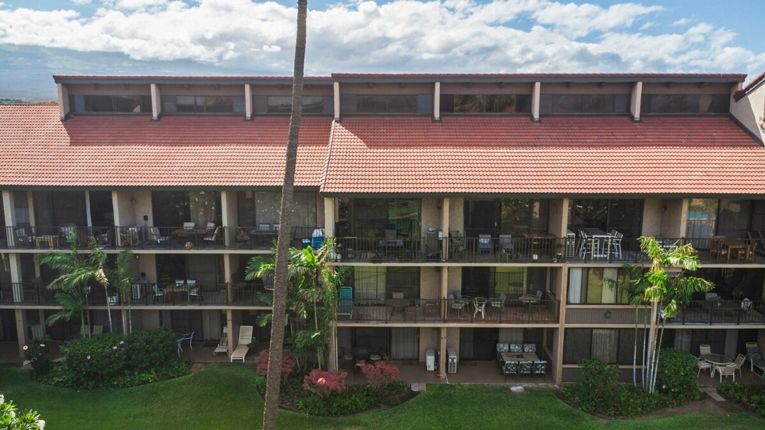 Building Photo - 938 S Kihei Rd