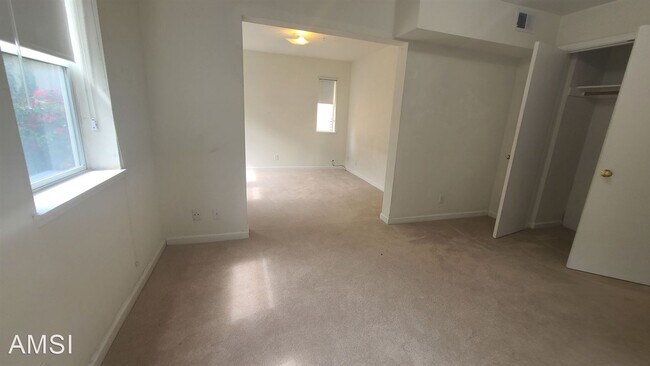 Building Photo - 3 br, 2 bath House - 225 Pierce St #1