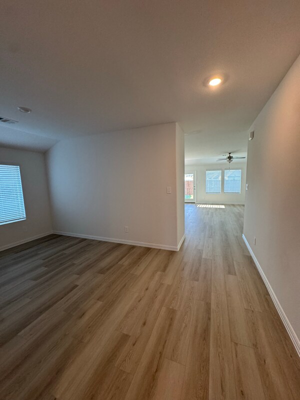 Building Photo - 608 Marigold Hl Wy