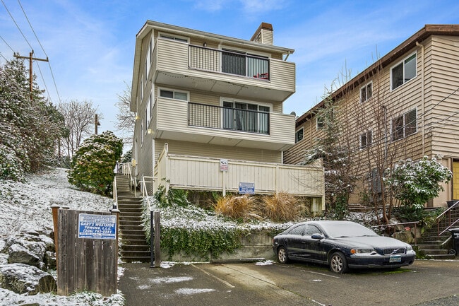 Primary Photo - 5001 38th Ave SW
