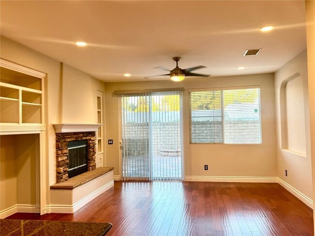 Building Photo - 7036 Sausalito Ave