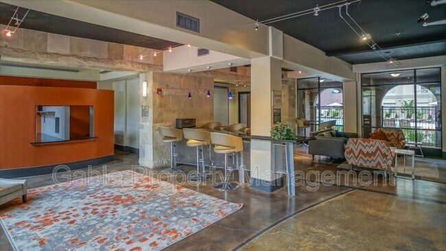 Building Photo - 24595 Town Center Dr