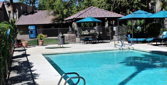 Building Photo - Bella Vita Condo-2 bed, 2 bath in Scottsdale