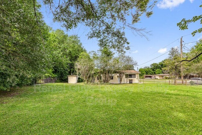 Building Photo - 3828 Freel Rd