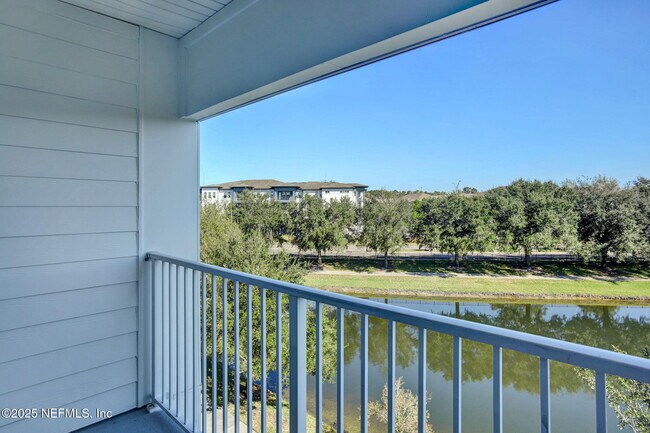 Building Photo - 4911 Key Lime Dr