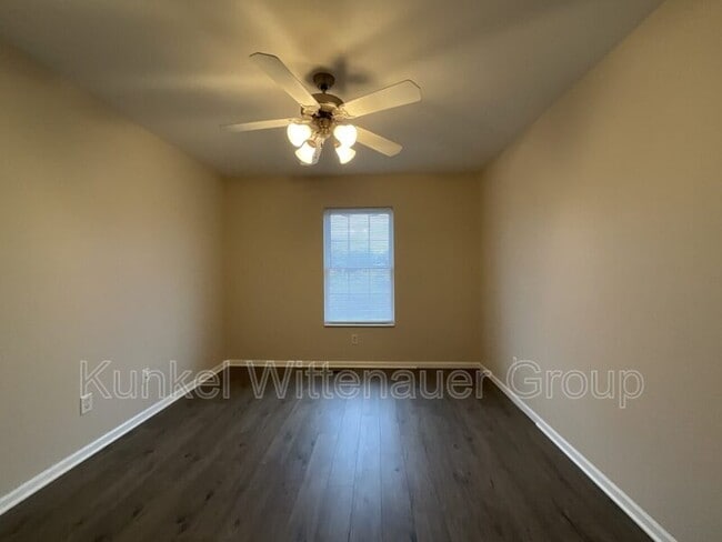 Building Photo - 601 Whetstone Ln