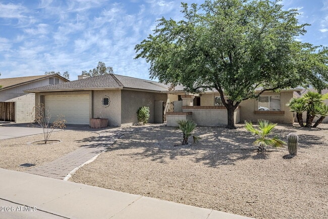 Building Photo - 7707 S Kenwood Ln