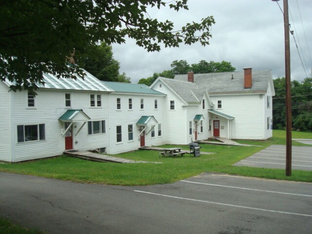 Building Photo - 87 Highland St