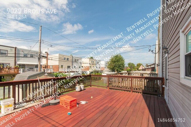 Building Photo - 3BR 1.5 Twin Home In Pennypack area of Nor...